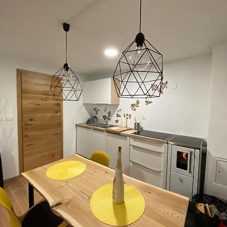 Apartma Lupis Leilighet Podvolovljek Eksteriør bilde