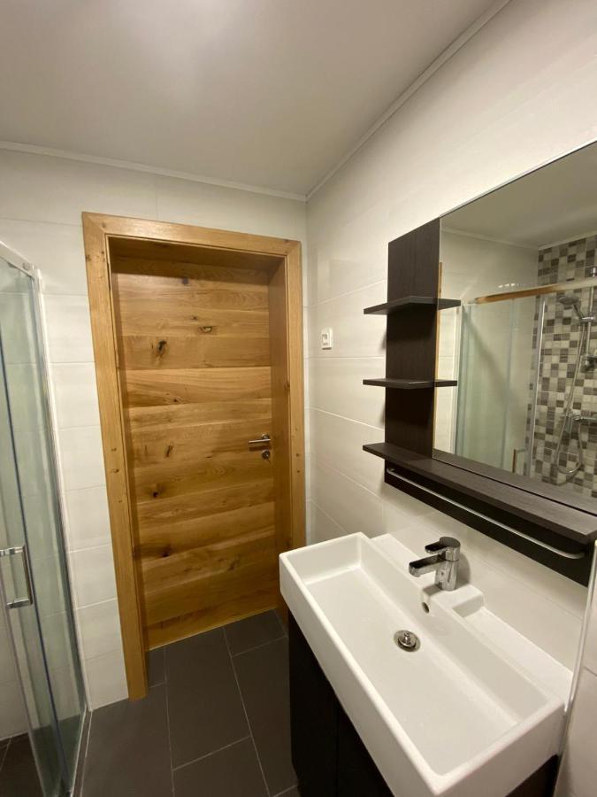 Apartma Lupis Leilighet Podvolovljek Eksteriør bilde