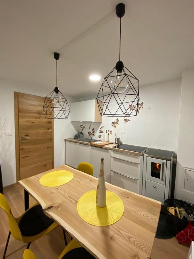 Apartma Lupis Leilighet Podvolovljek Eksteriør bilde