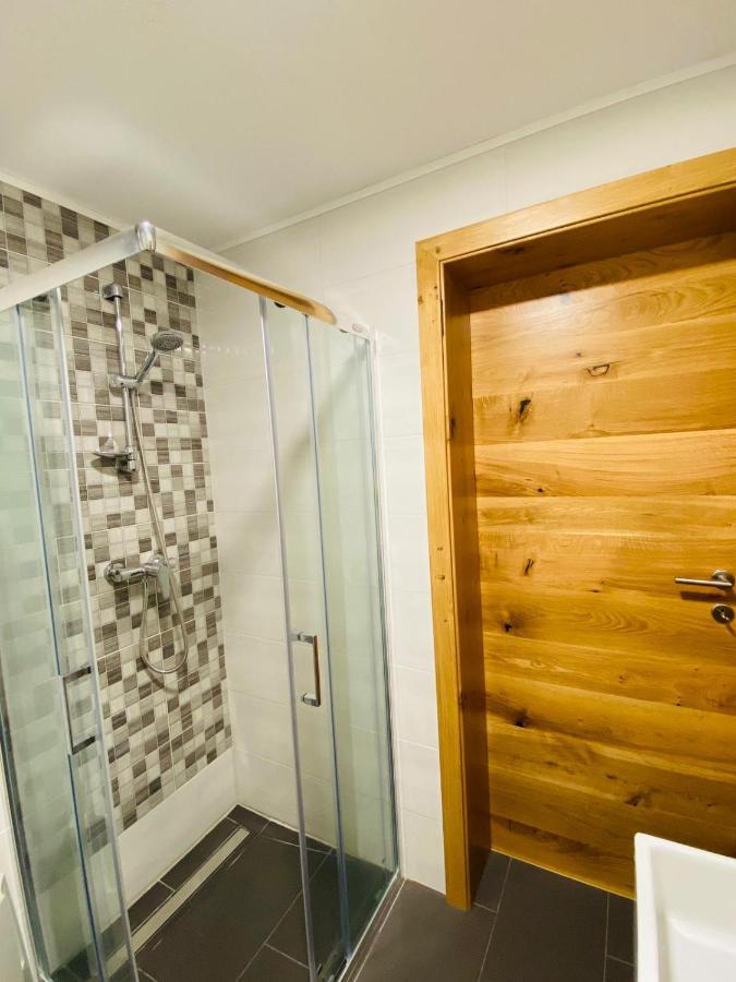 Apartma Lupis Leilighet Podvolovljek Eksteriør bilde