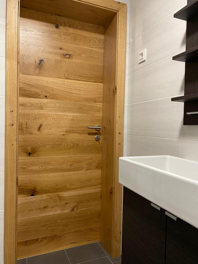 Apartma Lupis Leilighet Podvolovljek Eksteriør bilde
