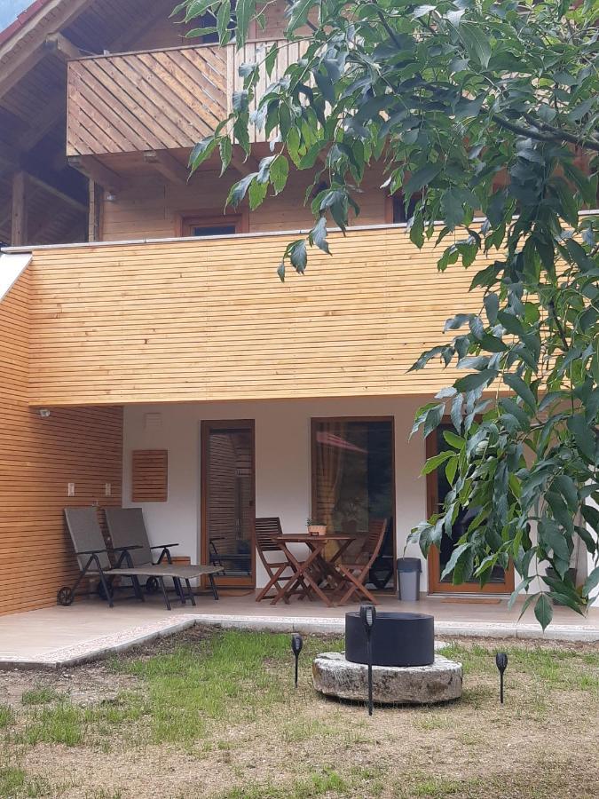 Apartma Lupis Leilighet Podvolovljek Eksteriør bilde